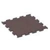 Fitness Performance Elite Trainingsboden von WARCO im Farbdesign Mineralrot mit den Abmessungen 50 x 50 x 1,5 cm | 0,25 m². Produktfoto von Artikel 6153 in der Aufsicht von schräg vorne.