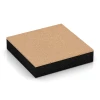 Fallschutzplatten von WARCO im Farbdesign Sandbeige mit den Abmessungen 50 x 50 x 11 cm. Produktfoto von Artikel 6231 in der Aufsicht von schräg vorne.