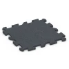Piastrella per palestra von WARCO im Farbdesign Grigio ardesia mit den Abmessungen 50 x 50 x 2 cm | 0,25 m². Produktfoto von Artikel 6986 in der Aufsicht von schräg vorne.
