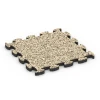Piastrella balcone in gomma von WARCO im Farbdesign Travertino mit den Abmessungen 30 x 30 x 1,8 cm. Produktfoto von Artikel 6820 in der Aufsicht von schräg vorne.