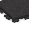 Detailaufnahme der Randausprägung von WARCO-Produkt 1386, Piastrelle per esterni Classic, Format 500 x 500 x 40 mm, Farbe Antracite.