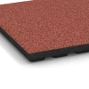Detailaufnahme der Randausprägung von WARCO-Produkt 6284, Fallschutzplatten, Format 50 x 50 x 4 cm, Farbe Tomatenrot.