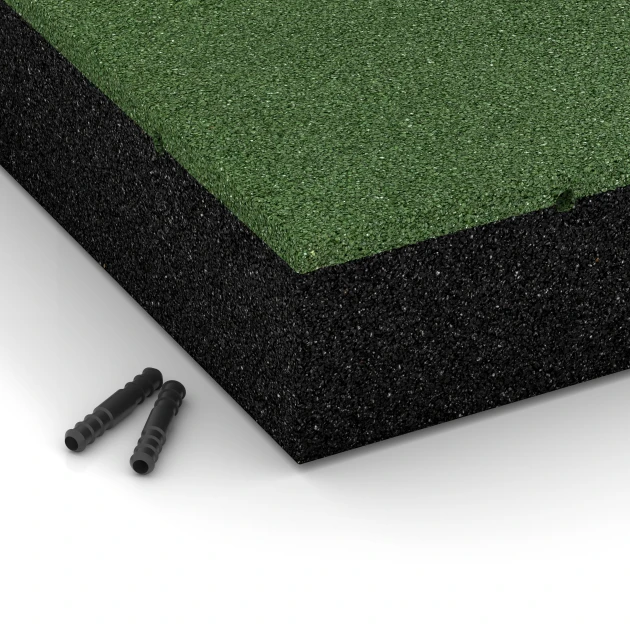 Detailaufnahme der Randausprägung von WARCO-Produkt 6211, Fallschutzplatten, Format 50 x 50 x 11 cm, Farbe Grasgrün.