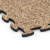 Detailaufnahme der Randausprägung von WARCO-Produkt 6898, Hundesportboden Indoor, Format 44,6 x 44,6 x 1,8 cm, Farbe Terra Cotta.