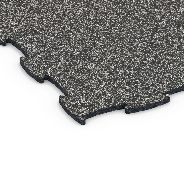 Detailaufnahme der Randausprägung von WARCO-Produkt 6805, Hundesportboden, Format 97,1 x 97,1 × 1,8 cm, Farbe Dunkelgrauer Granit.
