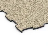 Detailaufnahme der Randausprägung von WARCO-Produkt 6811, Hundesportboden, Format 97,1 x 97,1 × 1,8 cm, Farbe Travertin.