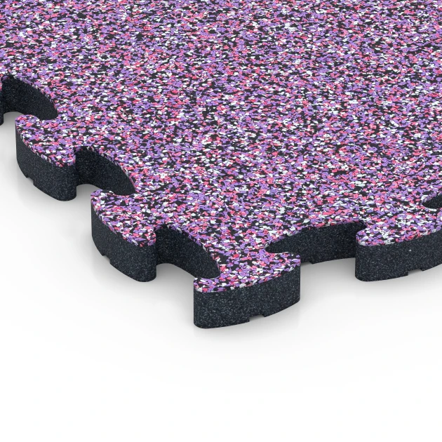 Detailaufnahme der Randausprägung von WARCO-Produkt 6882, Fitness Max Floor System, Format 44,6 x 44,6 × 2,8 cm, Farbe Lavanda.