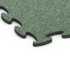 Detailaufnahme der Randausprägung von WARCO-Produkt 6888, Fitness Max Floor System, Format 98 x 98 x 2,8 cm, Farbe Prato inglese.