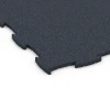 Detailaufnahme der Randausprägung von WARCO-Produkt 6962, Fitness Premium pavimento sportivo, Format 99 x 99 x 1,8 cm, Farbe Antracite.