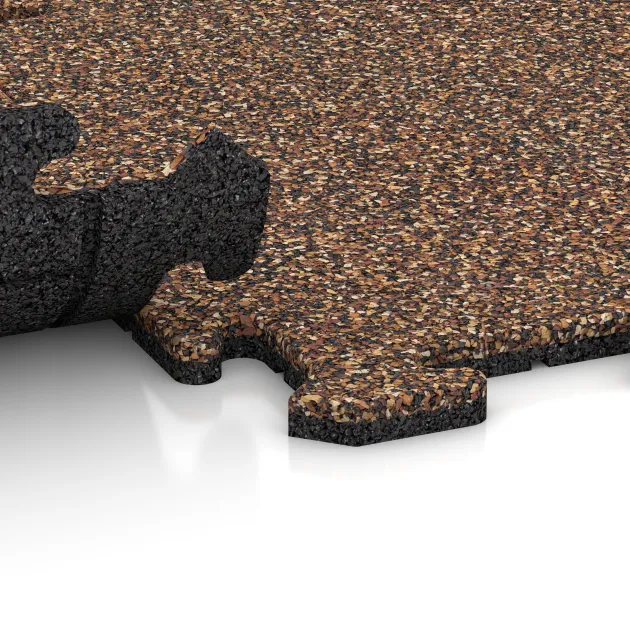 Großaufnahme vom Verbindungssystem von WARCO-Boden 0129 - Poolumrandung im Farbdesign Bast & Borke. Abmessungen 500 x 500 x 18 mm.