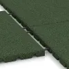 Großaufnahme vom Verbindungssystem von WARCO-Boden 0570 - Lastra di protezione murale im Farbdesign Verde erba. Abmessungen 500 x 500 x 30 mm.