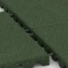 Großaufnahme vom Verbindungssystem von WARCO-Boden 0656 - Lastra di protezione murale im Farbdesign Verde erba. Abmessungen 500 x 500 x 45 mm.