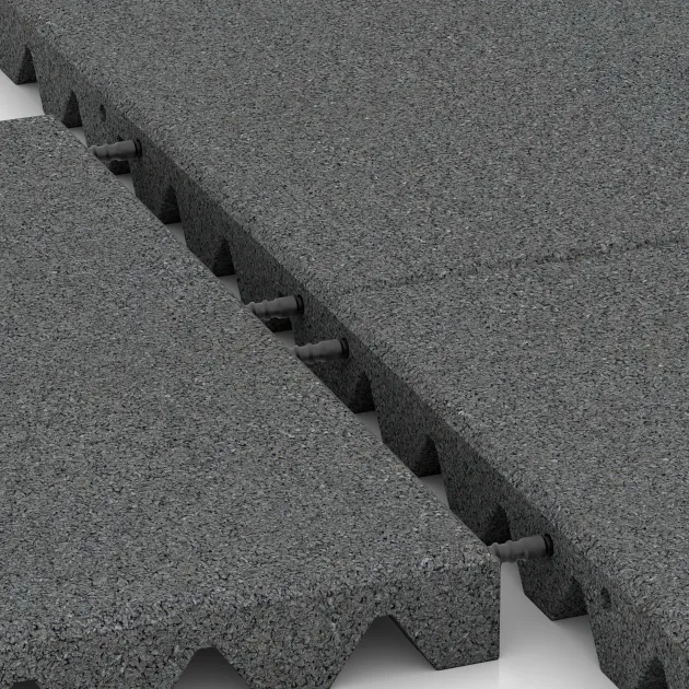 Großaufnahme vom Verbindungssystem von WARCO-Boden 0657 - Lastra di protezione murale im Farbdesign Grigio ardesia. Abmessungen 500 x 500 x 45 mm.