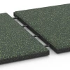 Großaufnahme vom Verbindungssystem von WARCO-Boden 6415 - Fallschutzplatte – 90 cm im Farbdesign Englischer Rasen. Abmessungen 50 x 50 x 3 cm | 0,25 m².