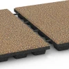 Le gros plan sur le système de connexion des revêtements de sol WARCO 6439 - Dalle amortissante – 160 cm en couleur Rattan. Les dimensions 50 x 50 x 4,8 cm.