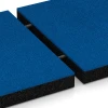 Großaufnahme vom Verbindungssystem von WARCO-Boden 6268 - Fallschutzplatte – 180 cm im Farbdesign Himmelblau. Abmessungen 50 x 50 x 6 cm.