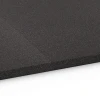 Großaufnahme vom Verbindungssystem von WARCO-Boden 6660 - Lastra di sottofondo Cl. 2 im Farbdesign Antracite. Abmessungen 104 x 104 x 2,7 cm.