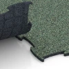 Großaufnahme vom Verbindungssystem von WARCO-Boden 6834 - Fitness Active pavimento im Farbdesign Prato inglese. Abmessungen 97,1 x 97,1 × 1,8 cm.