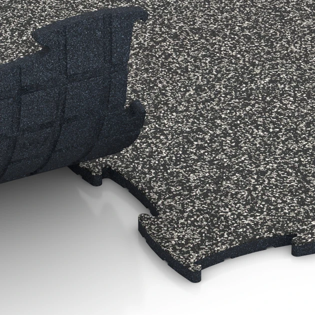Großaufnahme vom Verbindungssystem von WARCO-Boden 6868 - Fitness Max Floor System im Farbdesign Granito grigio scuro. Abmessungen 97,1 x 97,1 × 1,8 cm.