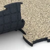 Großaufnahme vom Verbindungssystem von WARCO-Boden 6892 - Fitness Max Floor System im Farbdesign Travertino. Abmessungen 97,1 x 97,1 x 2,8 cm.