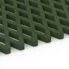 Großaufnahme vom Verbindungssystem von WARCO-Boden 7011 - Griglia antitrauma prato im Farbdesign Verde erba. Abmessungen 100 x 100 x 4 cm.