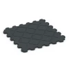 La vue du dessous ou de la face inférieure, c’est-à-dire la face inférieure de la pièce moulée WARCO 6322 - Tapis de Protection Fitness au format 102,5 x 102,5 x 3 cm | 1,05 m².