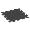 Aufsicht auf die Unterseite, also die Bodenseite von WARCO-Formteil 6840 - Fitness Active pavimento im Format 98 x 98 × 1,8 cm.