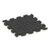 La vue du dessous ou de la face inférieure, c’est-à-dire la face inférieure de la pièce moulée WARCO 6849 - Fitness Active dalle au format 46 x 46 × 2,8 cm.